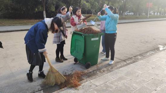 63C8DC0B0516A59D581C8C7B22EBCBB2